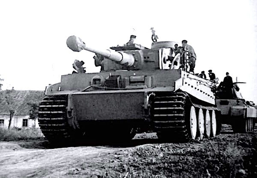 German Waffen SS Tiger Tank 1943
